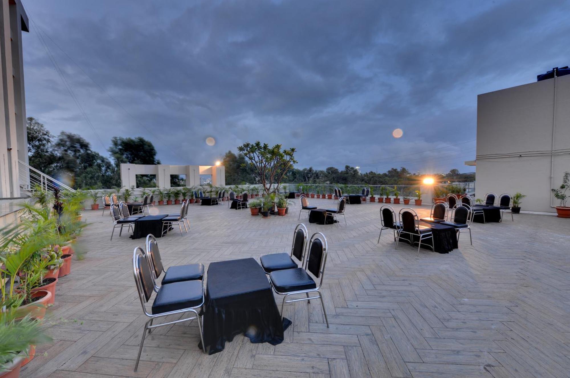 The Fern Residency, Vadgaon - Talegaon, Pune Exterior foto