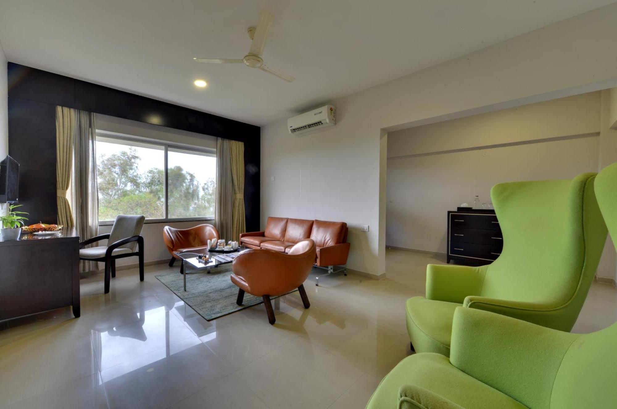 The Fern Residency, Vadgaon - Talegaon, Pune Exterior foto